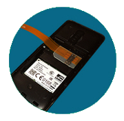 Устанавливаем SIM адаптер в слот для micro - СИМ карты Вашего гаджета
